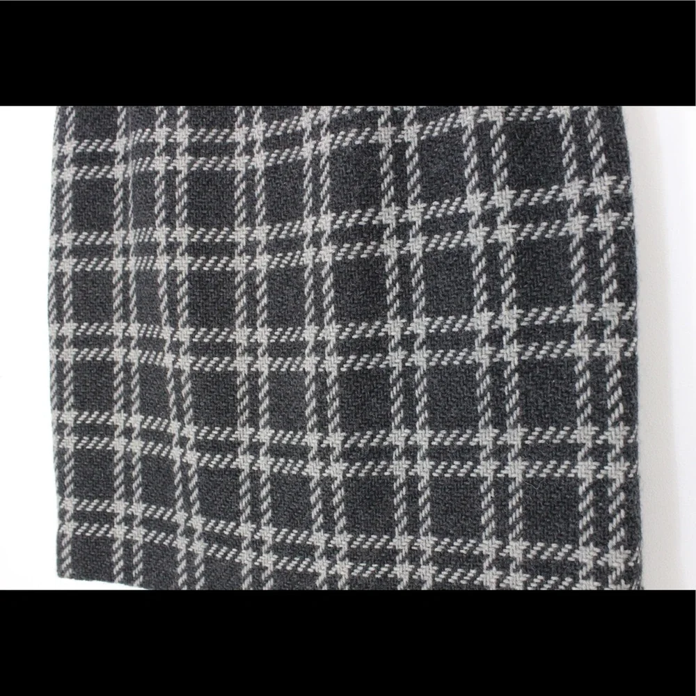 Vintage Dark Academia 90s 100% Wool Plaid Check Grey Gray Mini Skirt - Picture 3 of 10